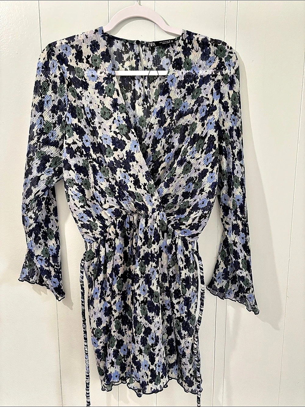 Zara Printed Pleated Jumpsuit Floral Long Sleeve Romper Blue & Green Medium